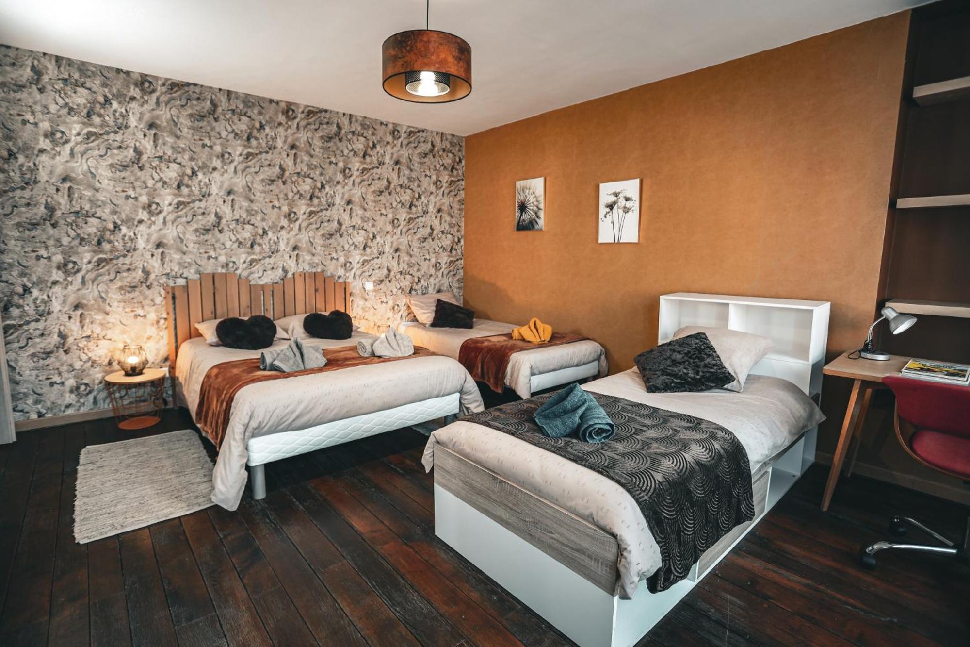Gite , Au Dormeur Du Val Vireux-Wallerand Kültér fotó
