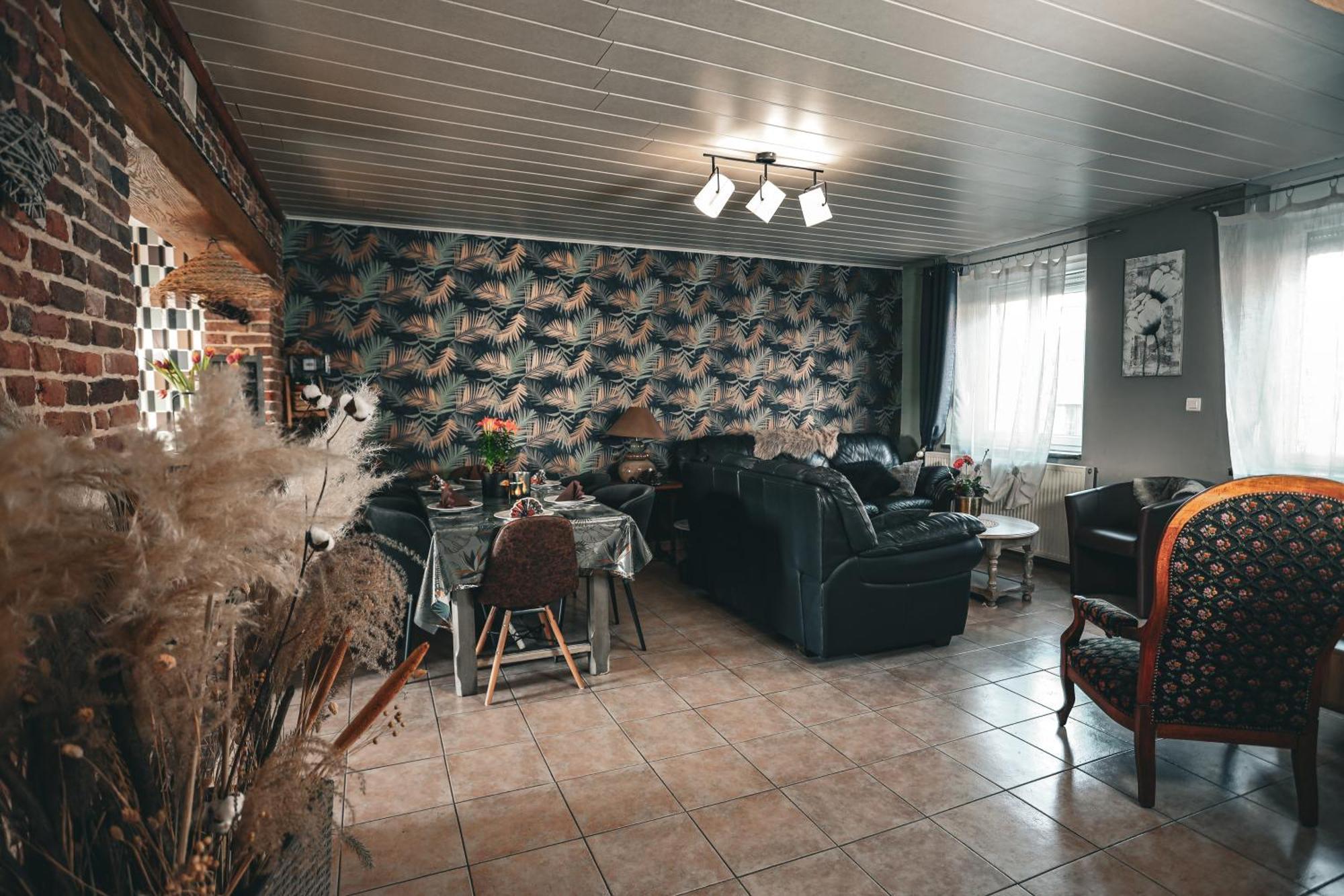 Gite , Au Dormeur Du Val Vireux-Wallerand Kültér fotó